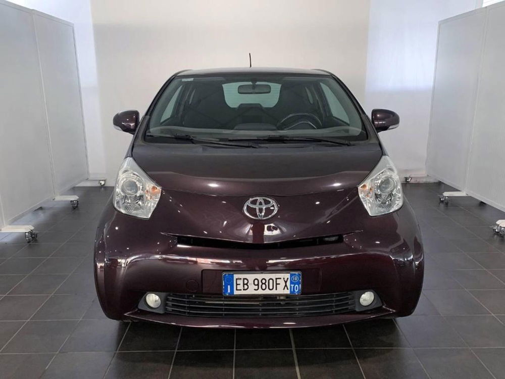 Toyota iQ usata a Torino (8)