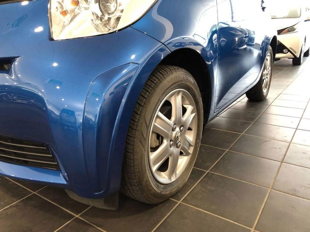 Toyota iQ usata a Torino (13)