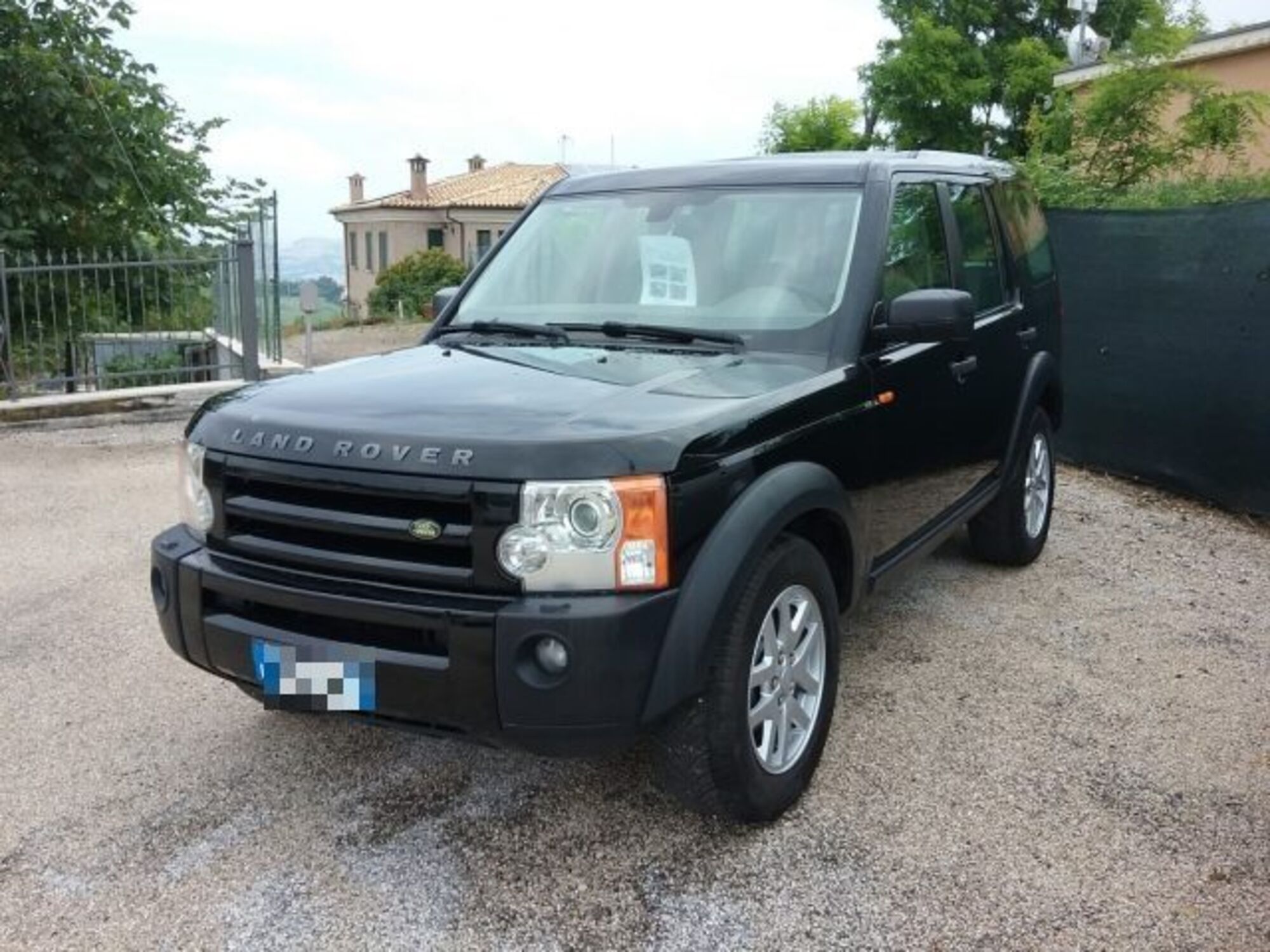 Land Rover Discovery 3 2.7 TDV6 SE  del 2007 usata a Macerata