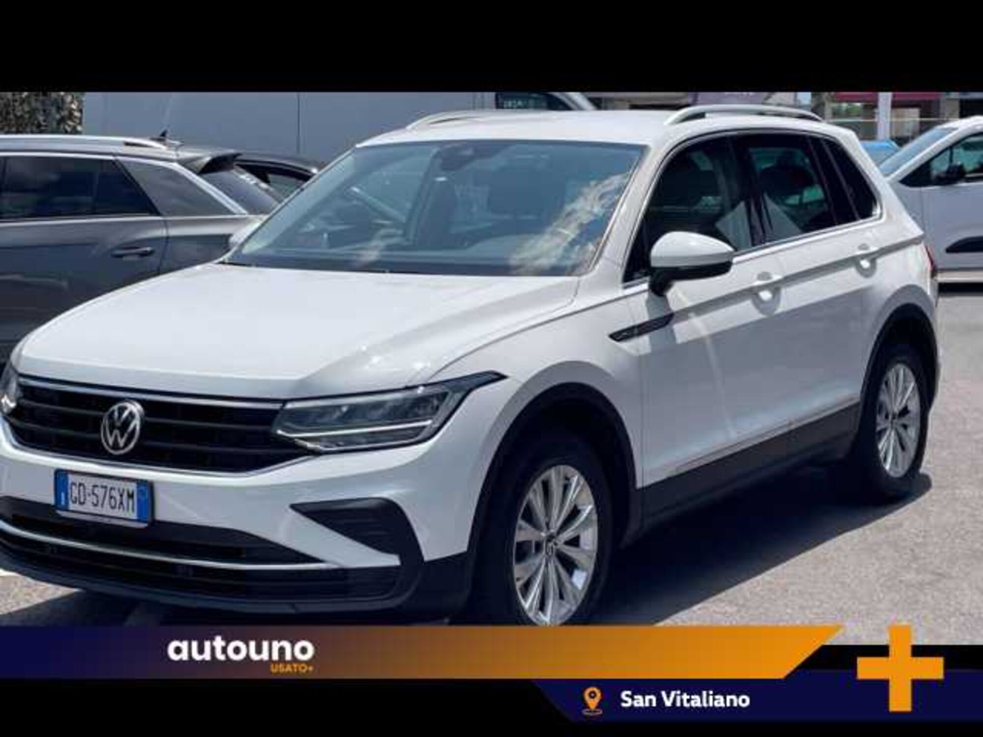 Volkswagen Tiguan 2.0 TDI 150 CV SCR DSG 4MOTION Life del 2021 usata a Pozzuoli