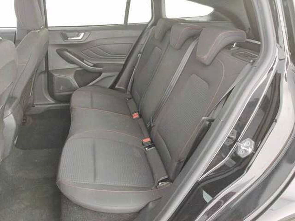 Ford Focus Station Wagon usata a Torino (18)