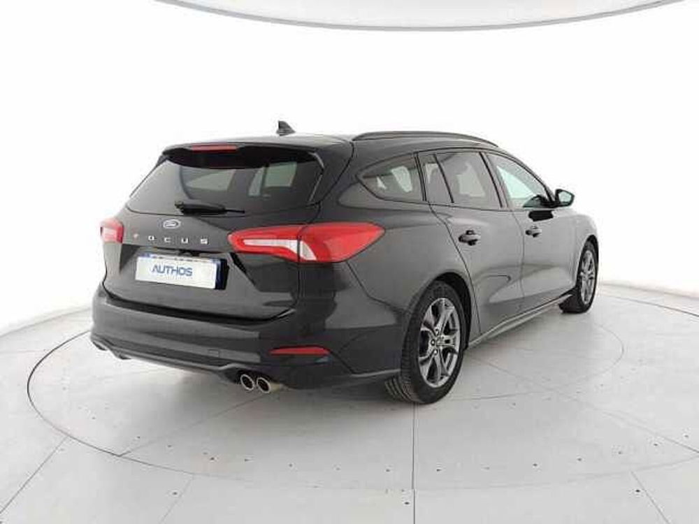 Ford Focus Station Wagon usata a Torino (4)