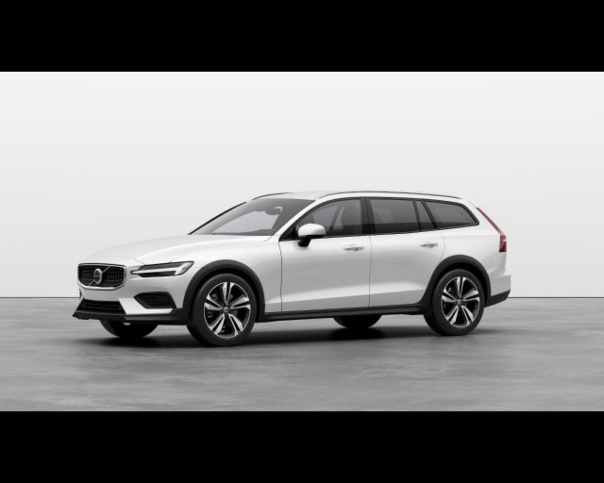 Volvo V60 Cross Country B4 (d) AWD Geartronic Business Pro nuova a Conegliano