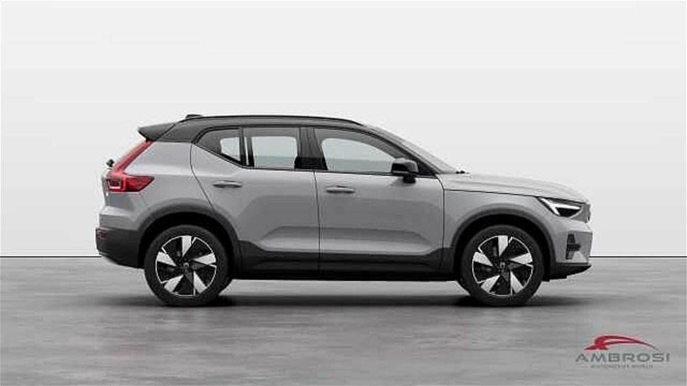 Volvo XC40 Recharge Pure Electric Single Motor FWD Plus N1 nuova a Viterbo (2)