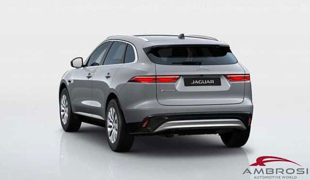 Jaguar F-Pace nuova a Viterbo (2)