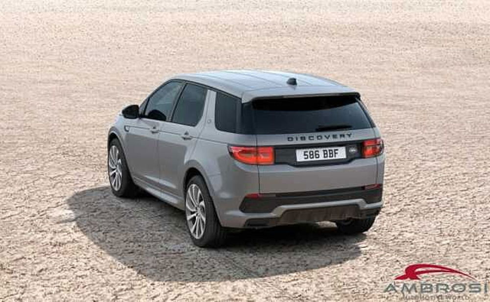 Land Rover Discovery Sport nuova a Viterbo (5)