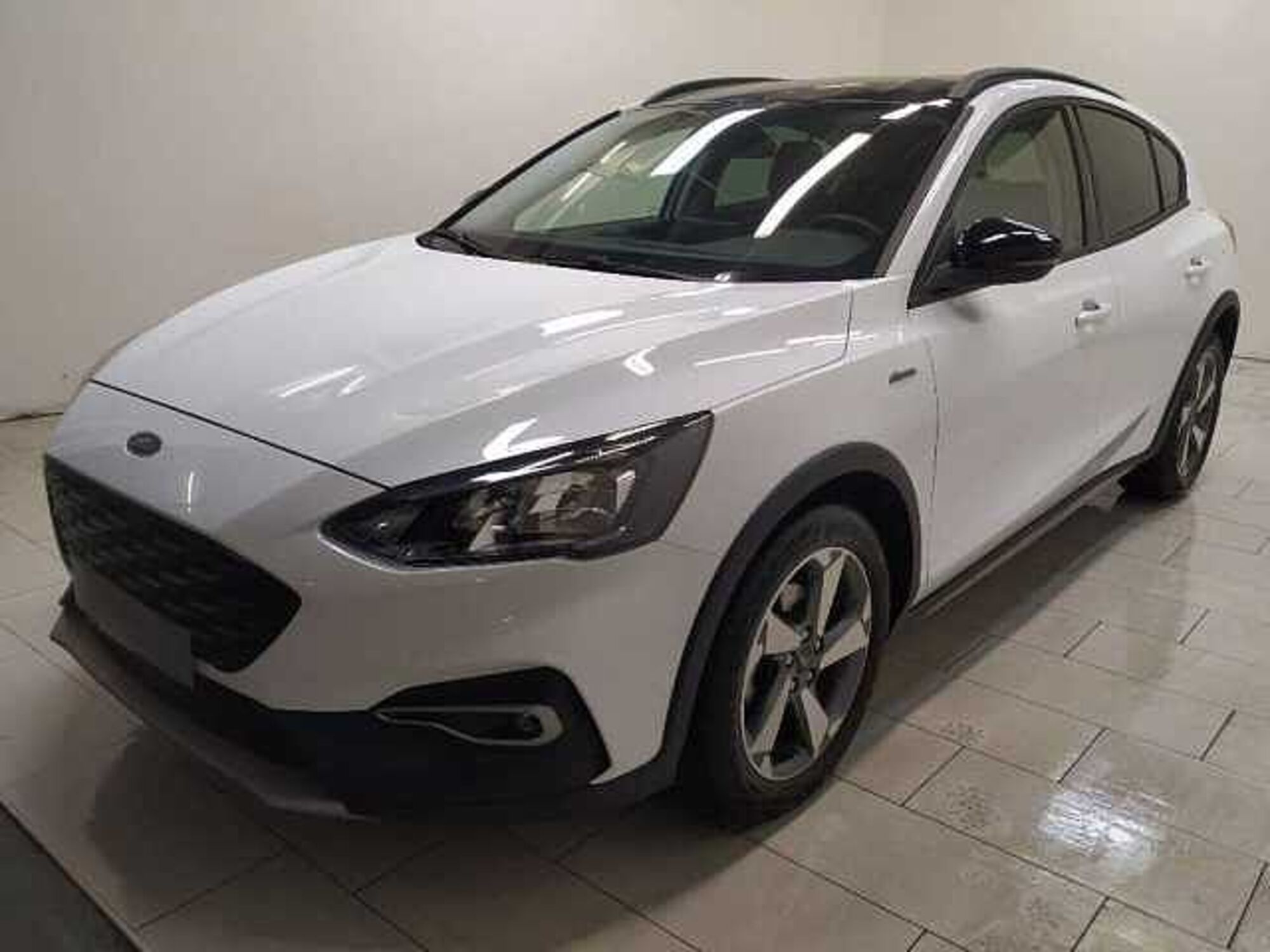 Ford Focus 1.0 EcoBoost 125 CV 5p. Active  del 2021 usata a Cuneo