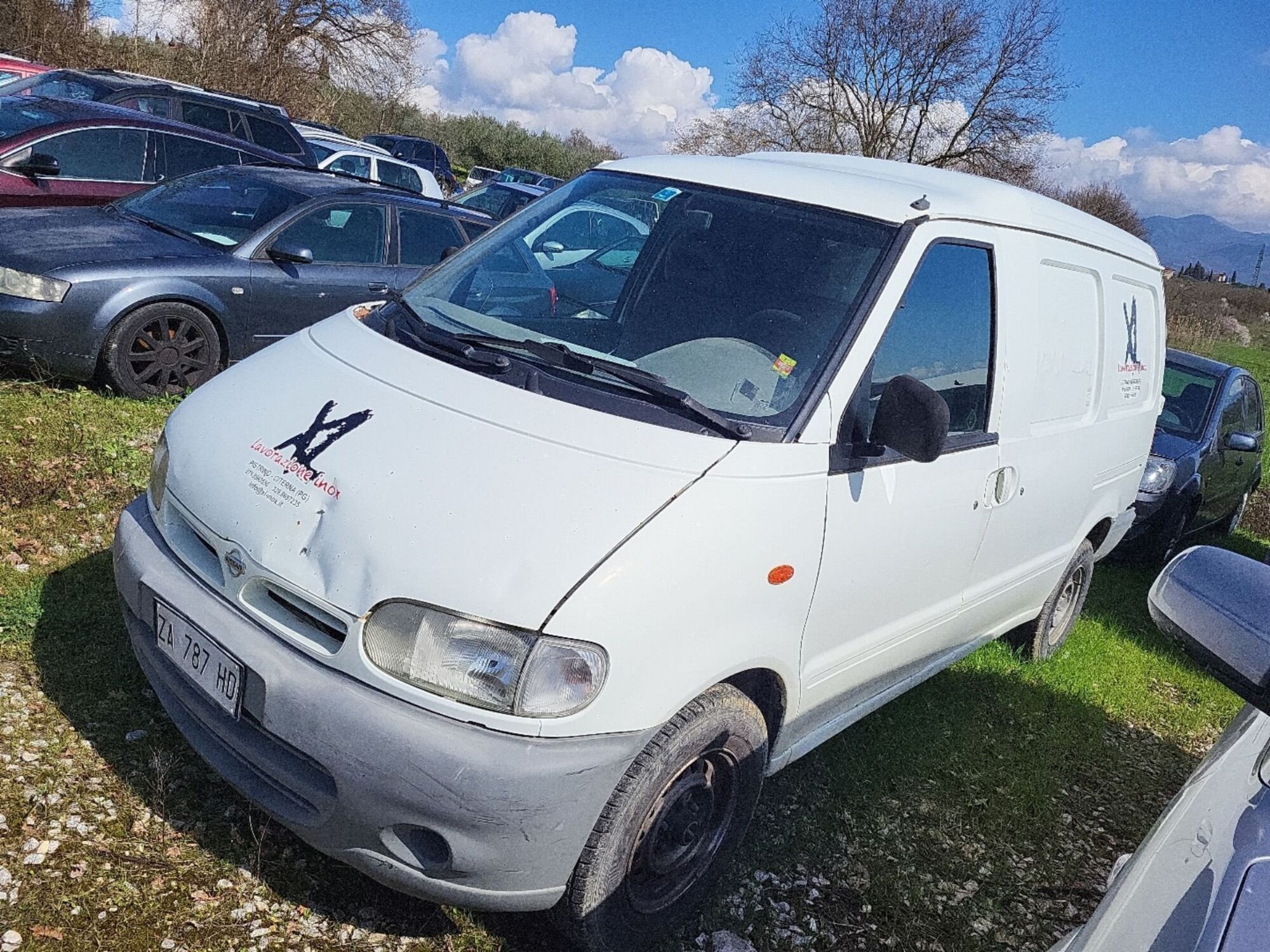 Nissan Vanette Furgone Cargo 10 2.3 diesel cat PL Furgone del 2001 usata a Terranuova Bracciolini