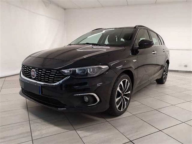 Fiat Tipo Station Wagon Tipo 1.6 Mjt S&S SW Lounge  del 2016 usata a Cuneo