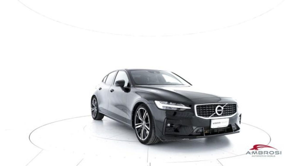 Volvo S60 T5 Geartronic R-design del 2019 usata a Corciano (2)