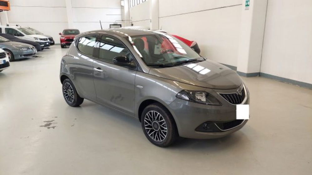 Lancia Ypsilon nuova a Brescia