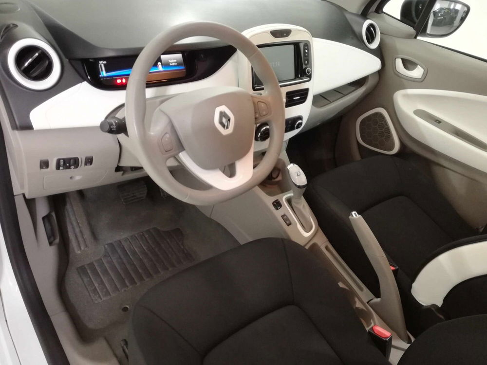 Renault Zoe usata a Salerno (8)