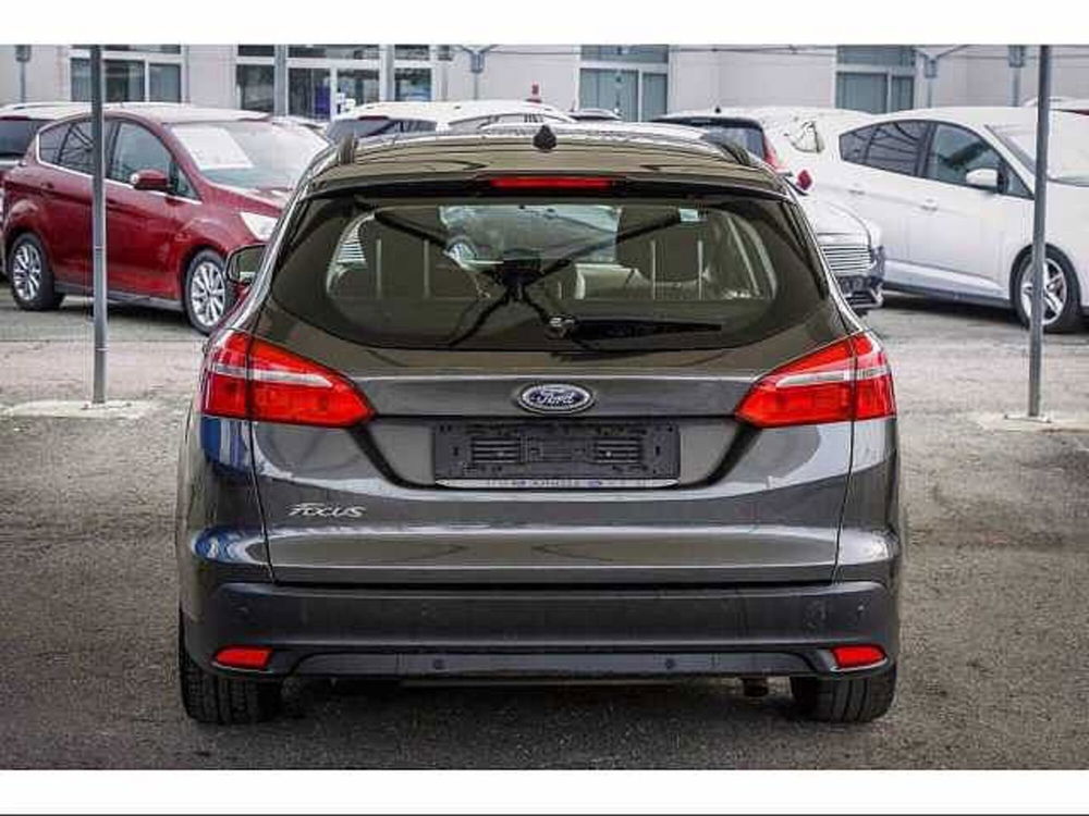 Ford Focus Station Wagon usata a Torino (8)