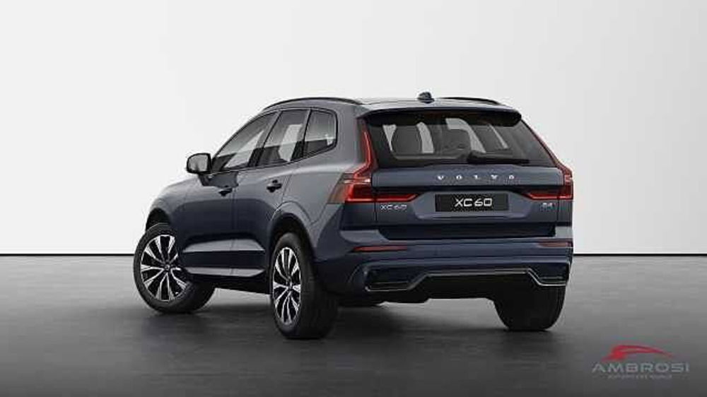 Volvo XC60 B4 (d) AWD automatico Plus Dark nuova a Viterbo (3)