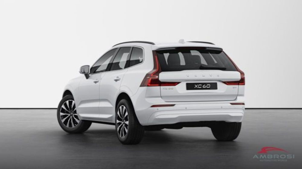 Volvo XC60 nuova a Perugia (3)