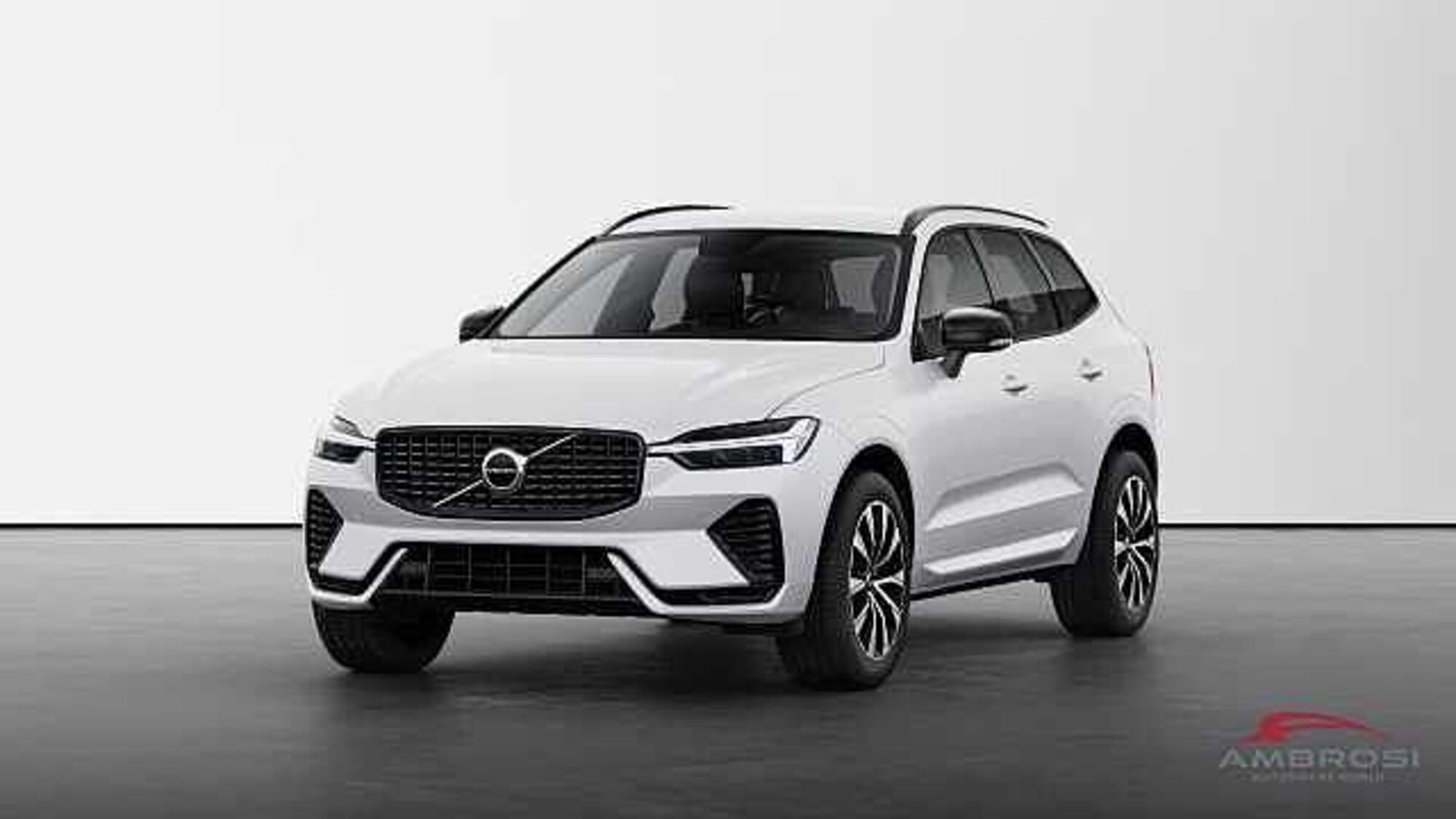 Volvo XC60 B4 (d) AWD automatico Plus Dark nuova a Viterbo