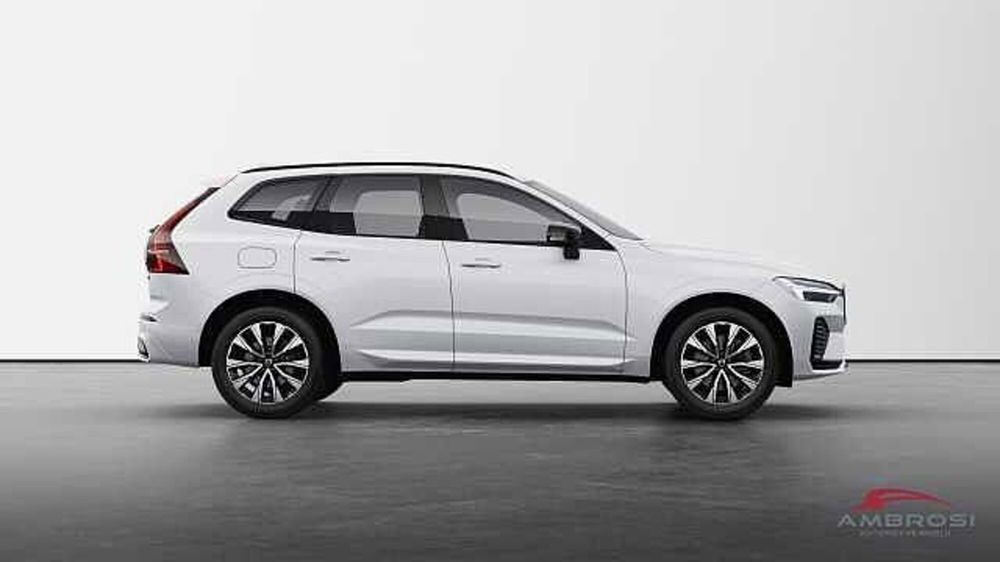 Volvo XC60 nuova a Viterbo (2)