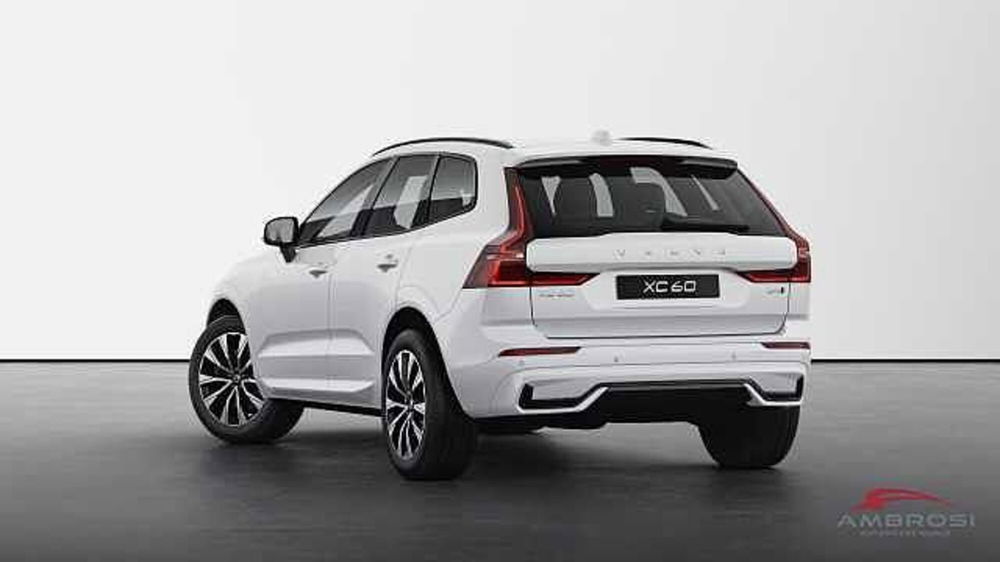 Volvo XC60 nuova a Viterbo (3)