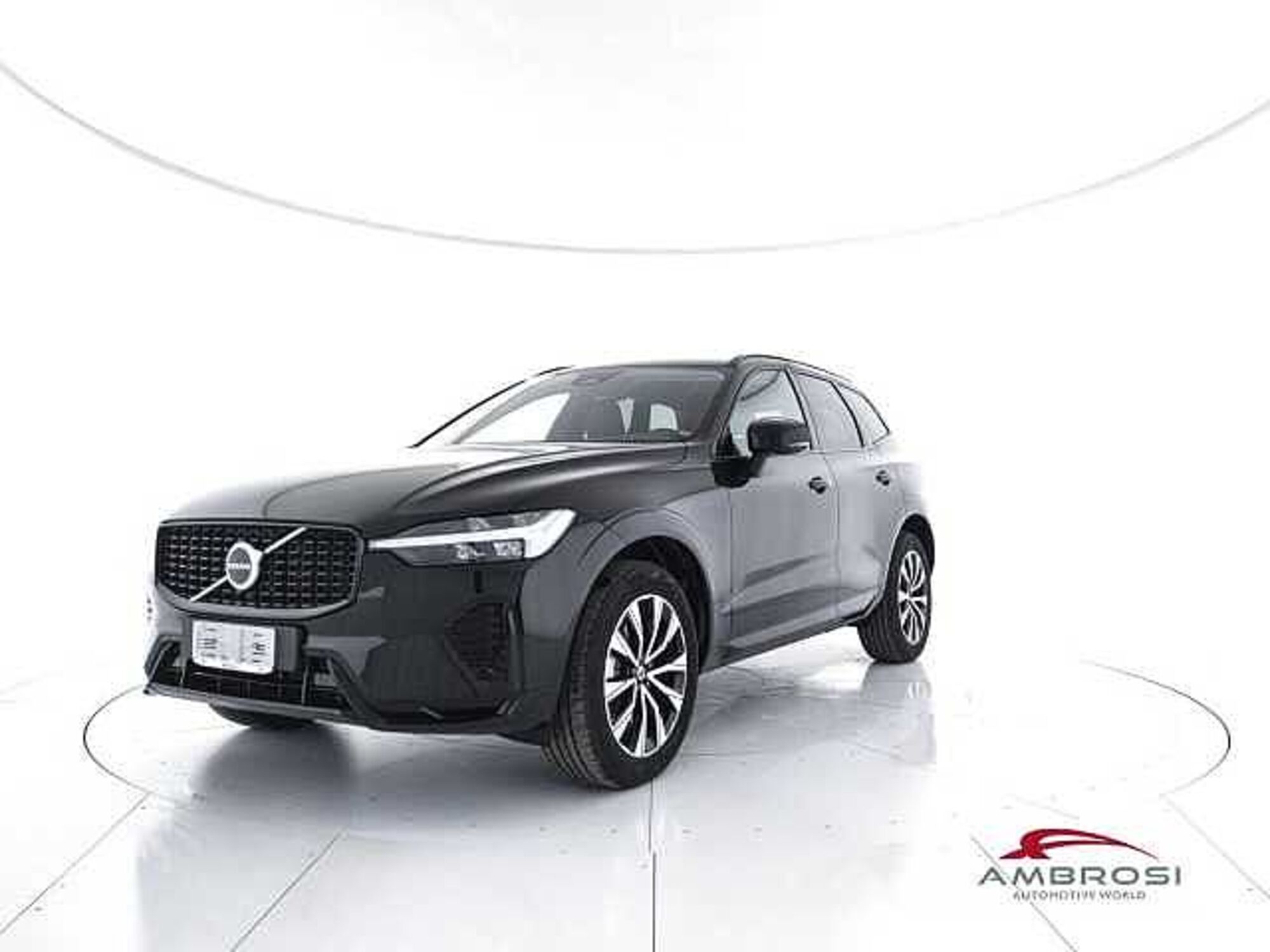 Volvo XC60 B4 (d) AWD automatico Ultimate Dark nuova a Viterbo