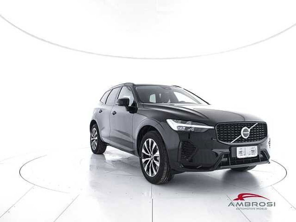 Volvo XC60 nuova a Viterbo (2)