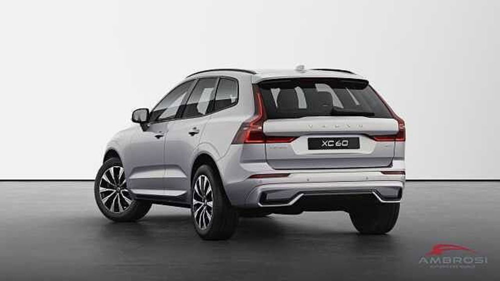 Volvo XC60 nuova a Viterbo (3)