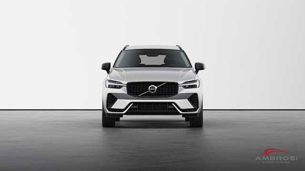 Volvo XC60 B4 (d) AWD automatico Plus Dark nuova a Viterbo (4)