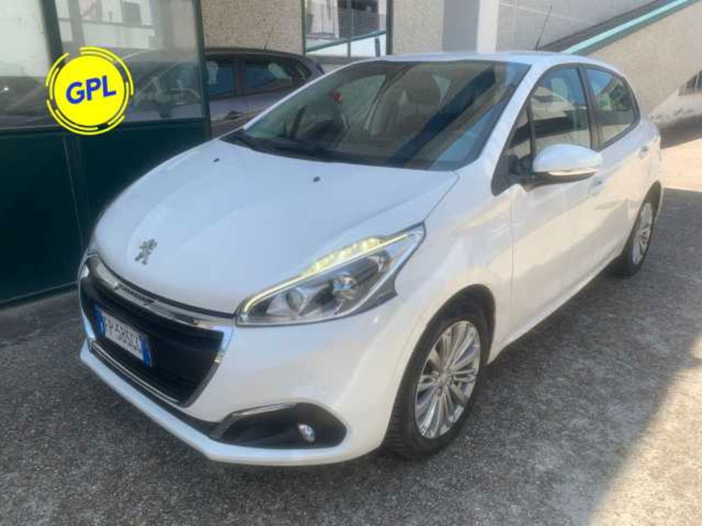 Peugeot 208 usata a Roma