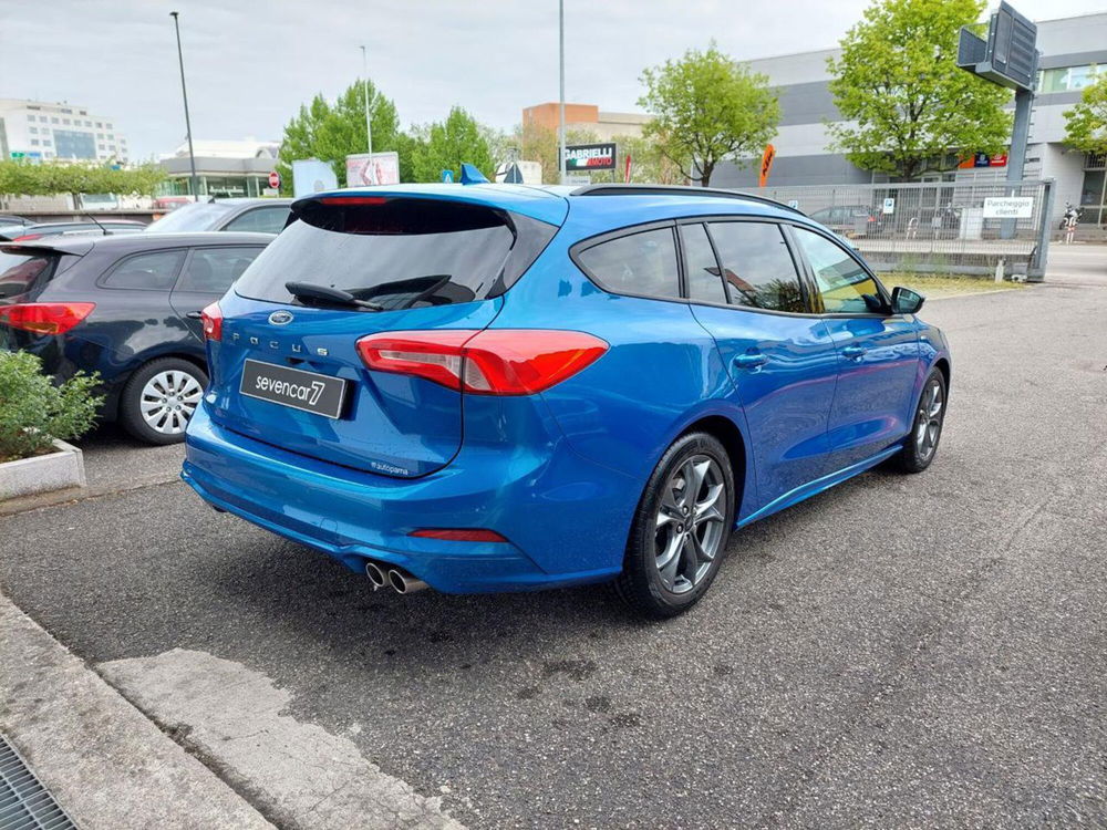 Ford Focus Station Wagon 1.0 EcoBoost 125 CV automatico SW ST-Line  del 2019 usata a Verona (3)