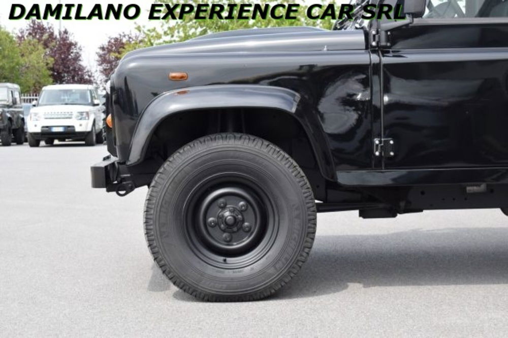 Land Rover Defender 90 2.2 TD4 Soft top N1 del 2012 usata a Cuneo (2)