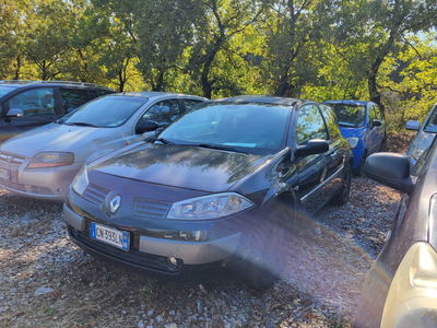 Renault M&eacute;gane 1.4 16V 3 porte Confort Dynamique  del 2004 usata a Terranuova Bracciolini