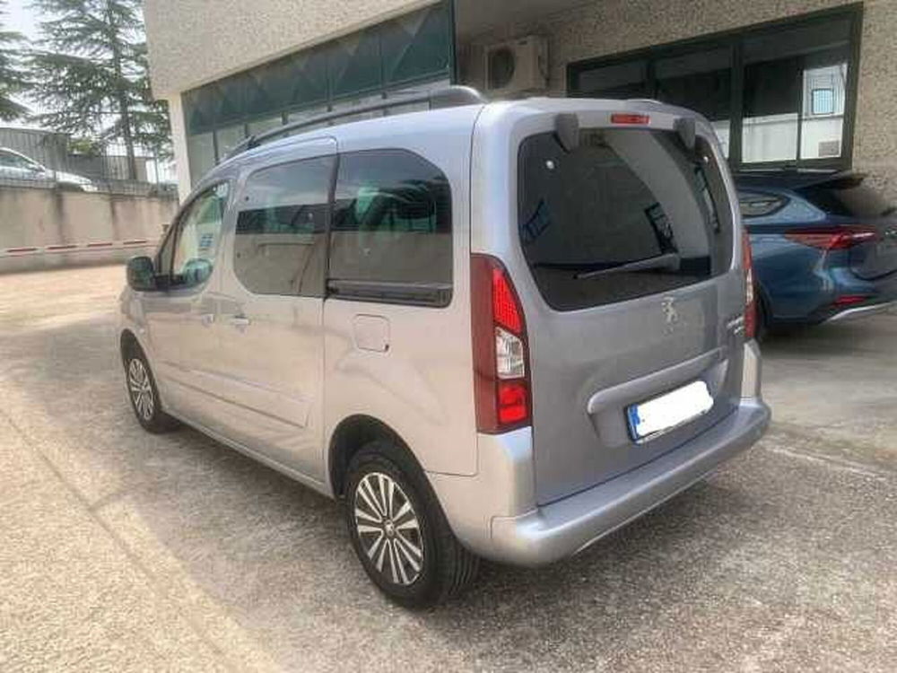 Peugeot Partner usata a Roma (13)