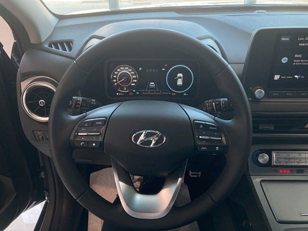 Hyundai Kona nuova a Cuneo (8)