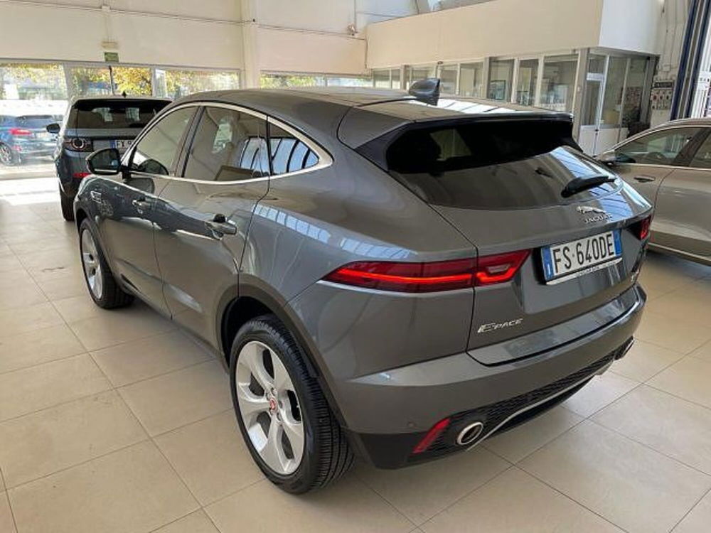 Jaguar E-Pace usata a Cuneo (5)