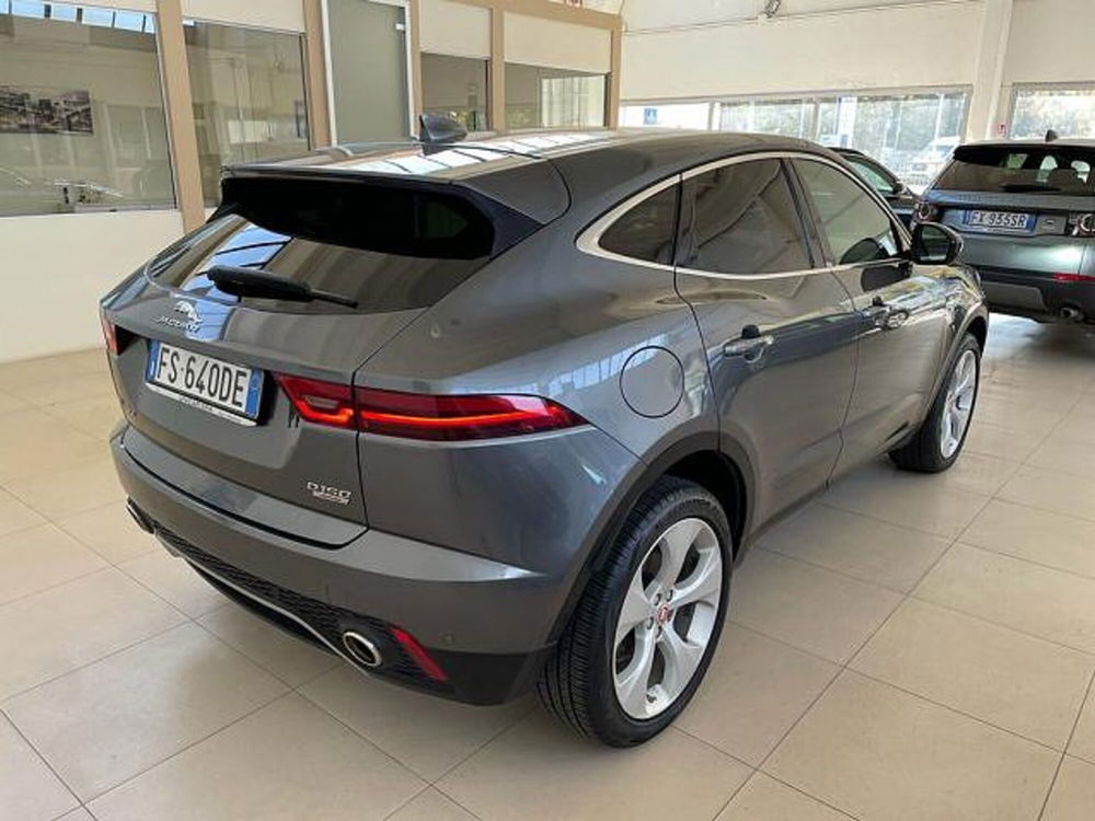 Jaguar E-Pace usata a Cuneo (7)