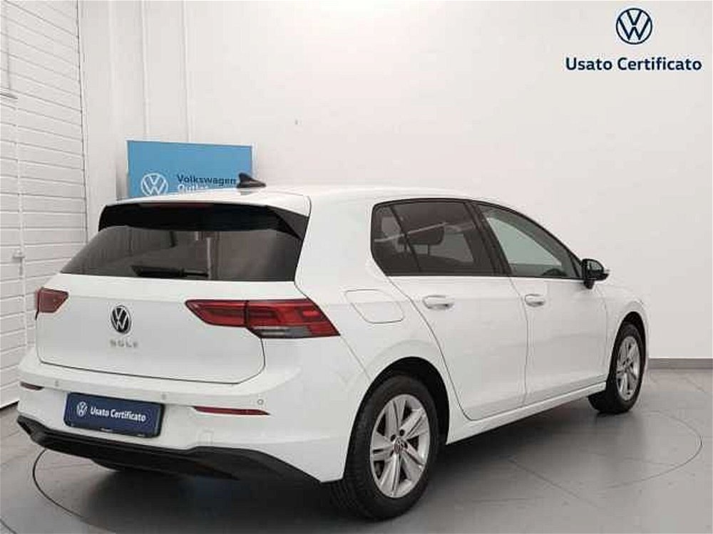 Volkswagen Golf 1.5 TGI DSG Life del 2021 usata a Busto Arsizio (5)