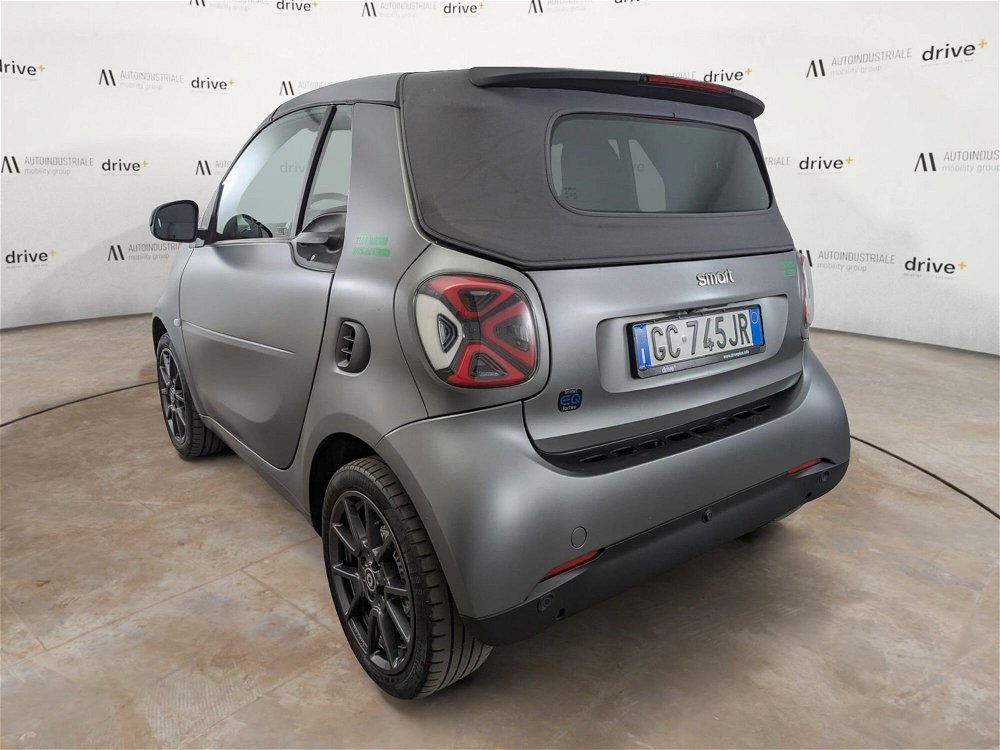 smart fortwo Cabrio EQ cabrio Prime  del 2020 usata a Bolzano/Bozen (3)