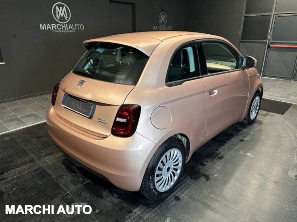 Fiat 500e 42 kWh nuova a Bastia Umbra (5)