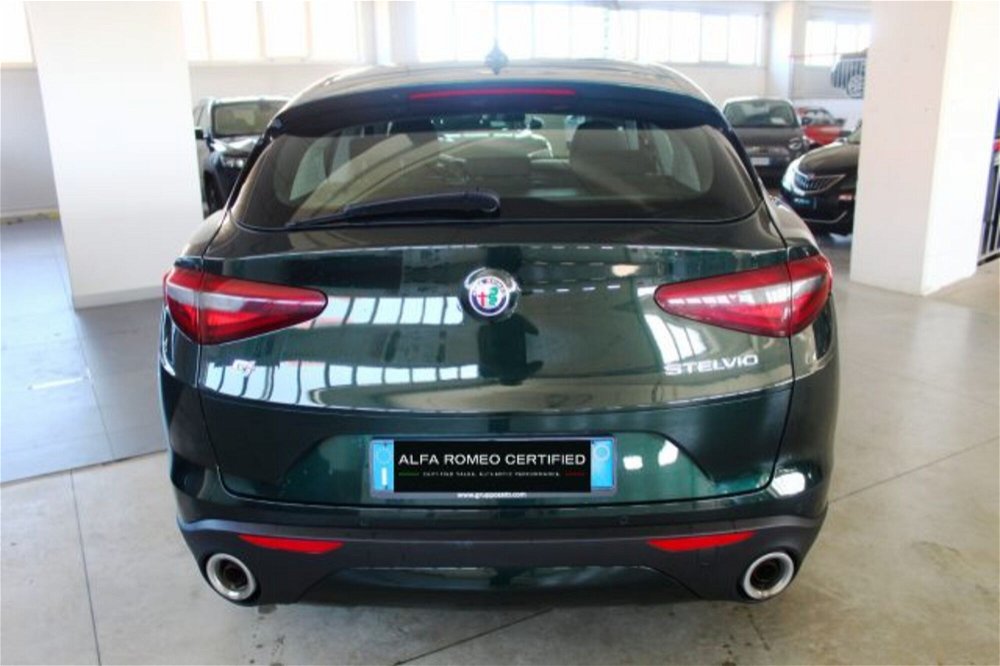 Alfa Romeo Stelvio Stelvio 2.0 Turbo 200 CV AT8 Q4 Business  del 2019 usata a Orvieto (5)