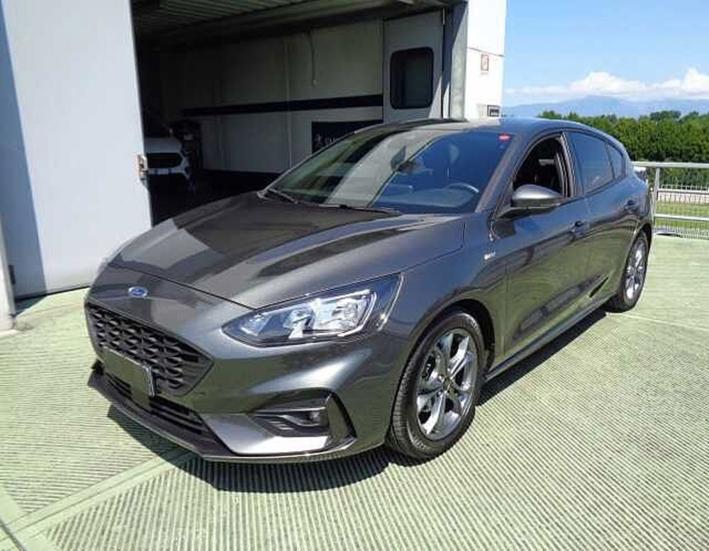 Ford Focus 1.0 EcoBoost 125 CV Start&Stop ST Line del 2020 usata a Castelfranco Veneto