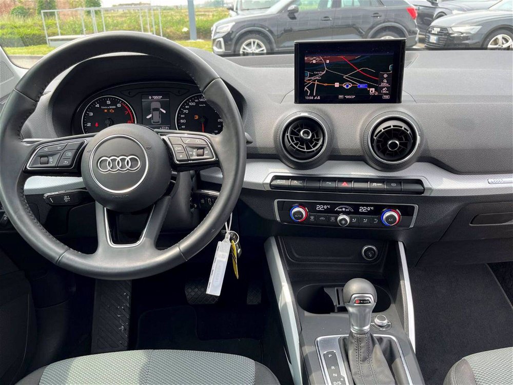 Audi Q2 Q2 30 TFSI S tronic Business del 2019 usata a Paruzzaro (5)