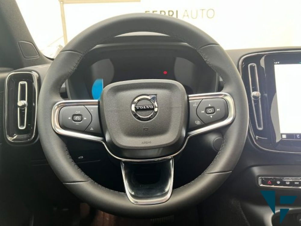 Volvo C40 nuova a Udine (11)