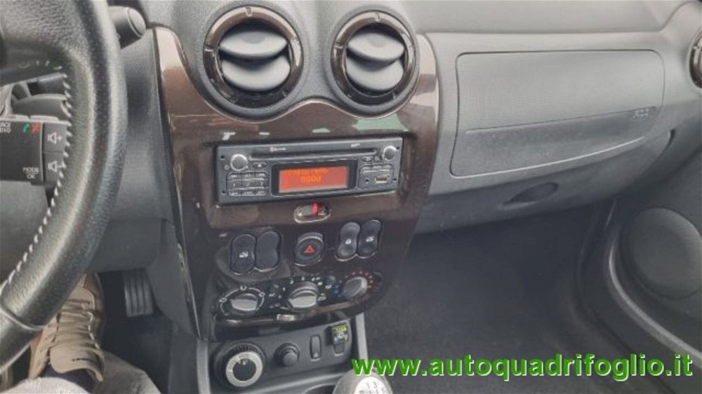Dacia Duster 1.6 110CV 4x2 GPL Lauréate  del 2012 usata a Savona (5)