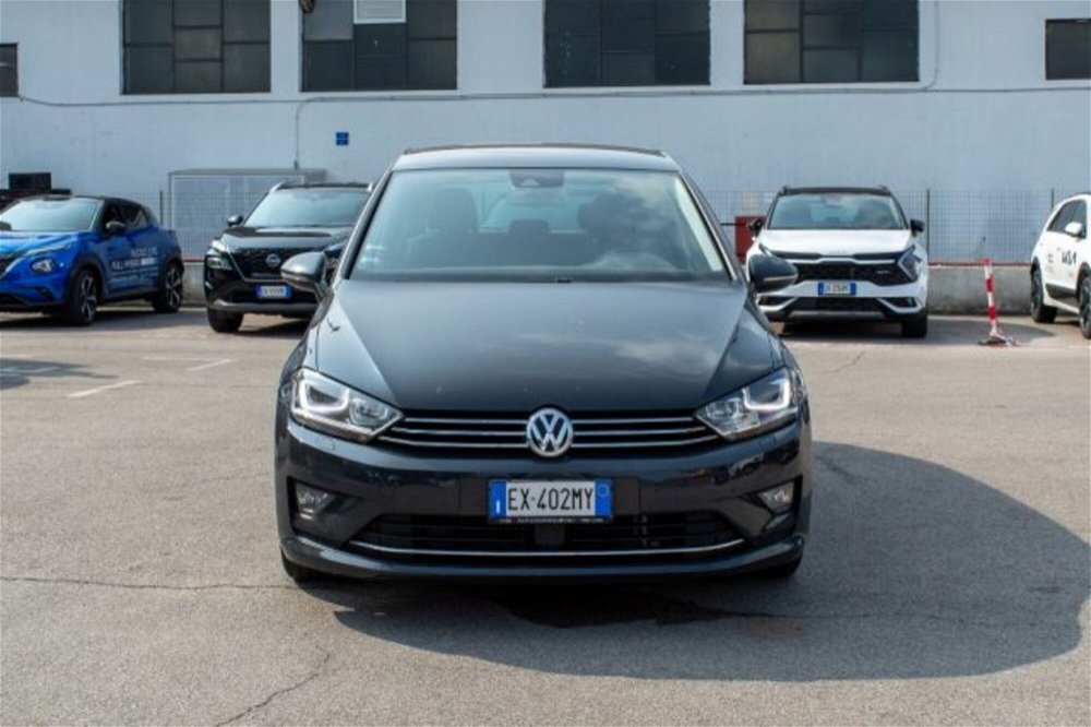 Volkswagen Golf Sportsvan 2.0 TDI DSG Executive BMT  del 2014 usata a Fondi (2)