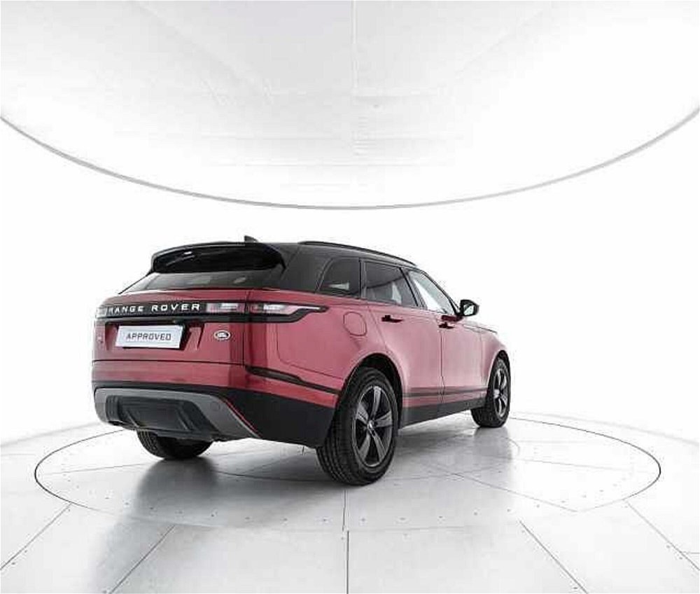 Land Rover Range Rover Velar 2.0D I4 180 CV R-Dynamic  del 2019 usata a Viterbo (2)
