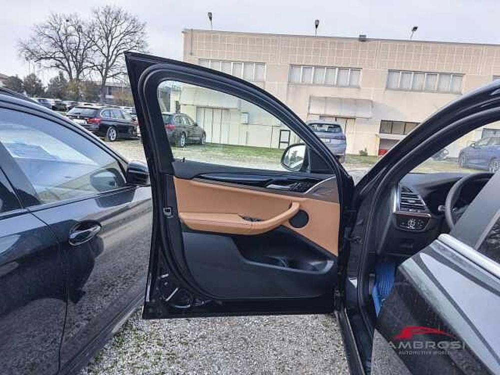 BMW X4 nuova a Viterbo (16)