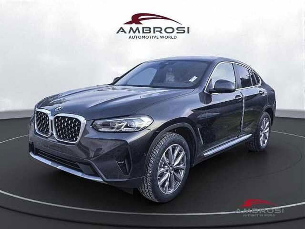 BMW X4 nuova a Viterbo