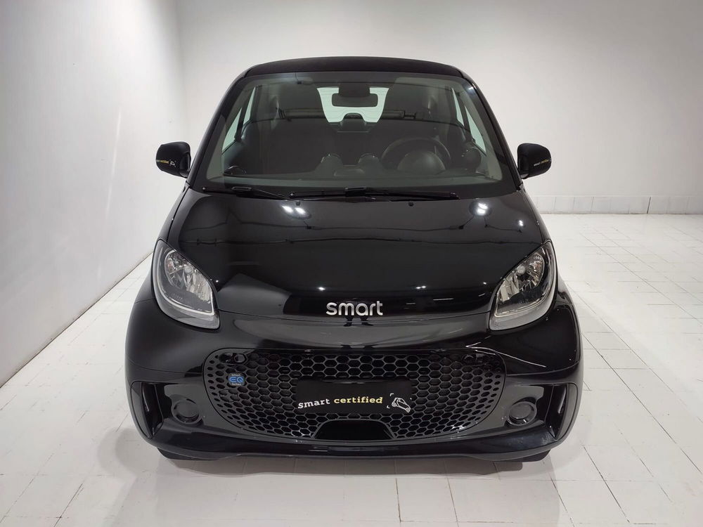 smart fortwo EQ Passion  del 2020 usata a Cardito (2)