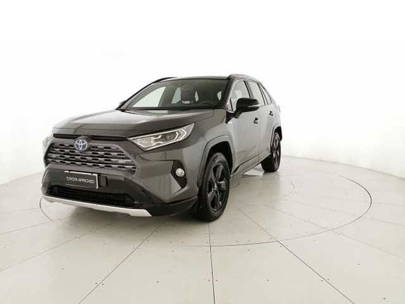 Toyota Rav4 vvt-ie h Style 2wd 218cv e-cvt del 2019 usata a San Giovanni Teatino