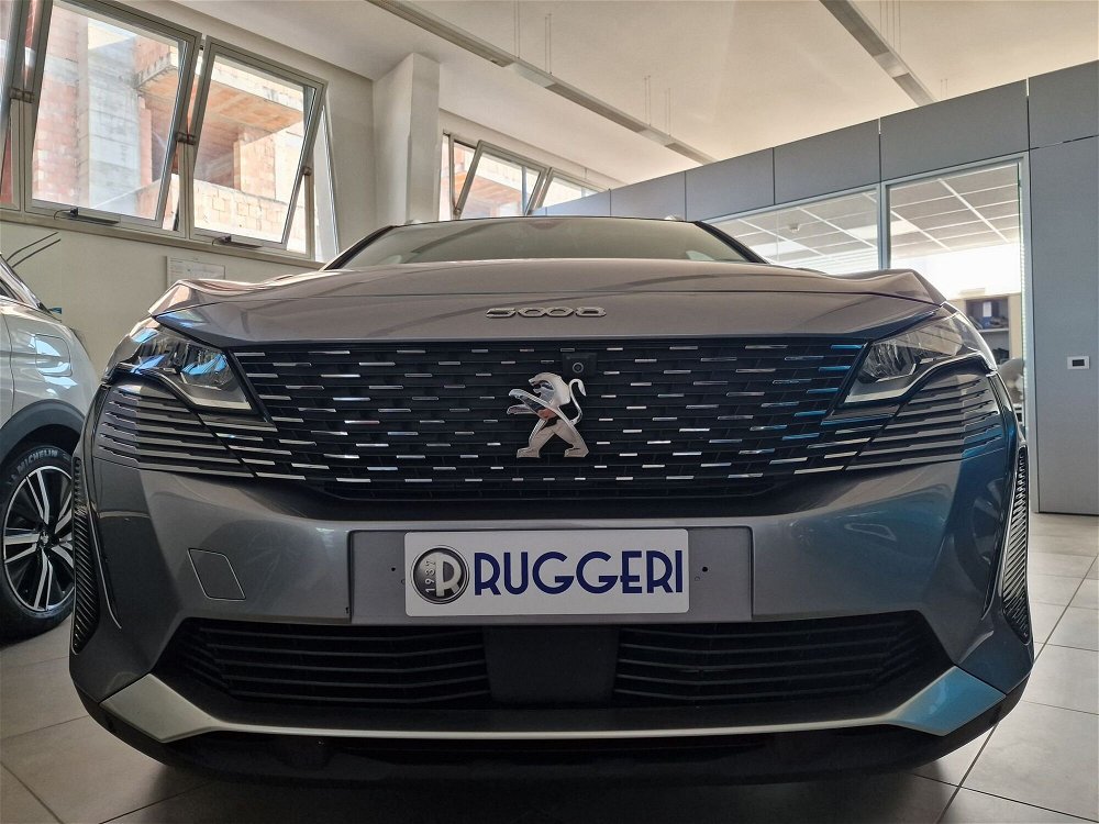 Peugeot 5008 BlueHDi 130 S&S EAT8 Allure Pack  del 2021 usata a Rimini (3)