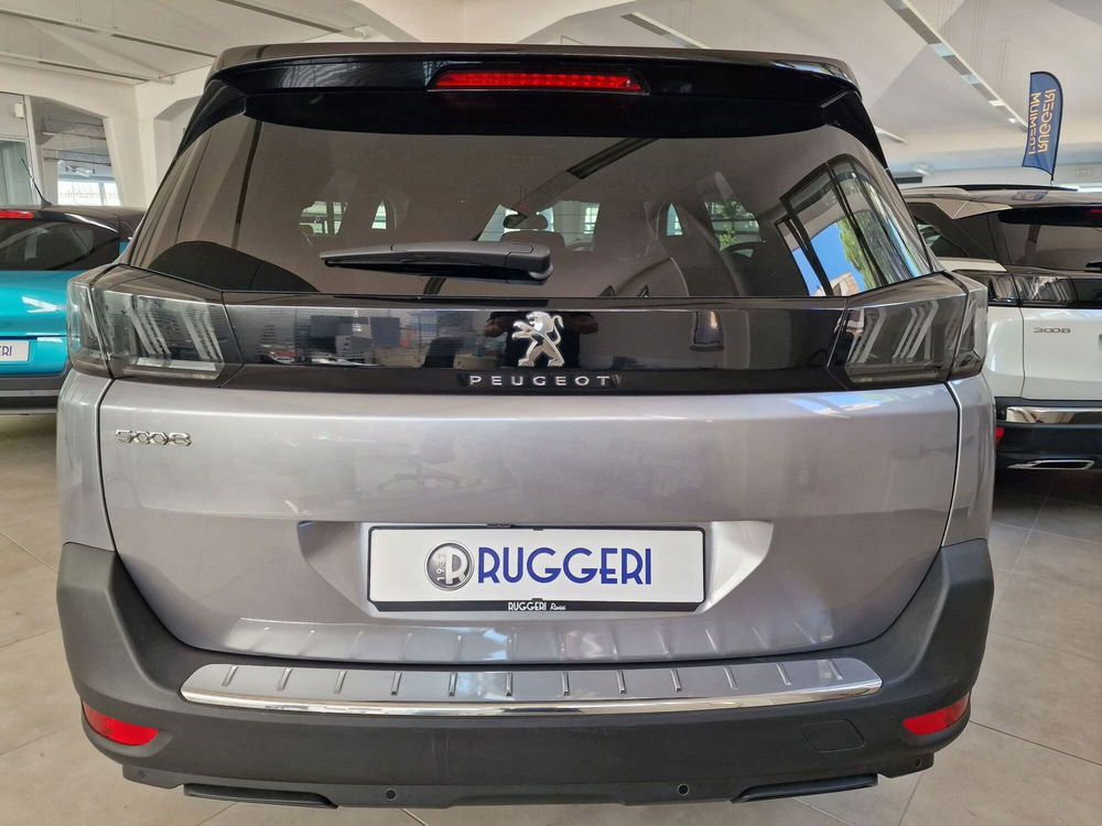 Peugeot 5008 usata a Rimini (6)